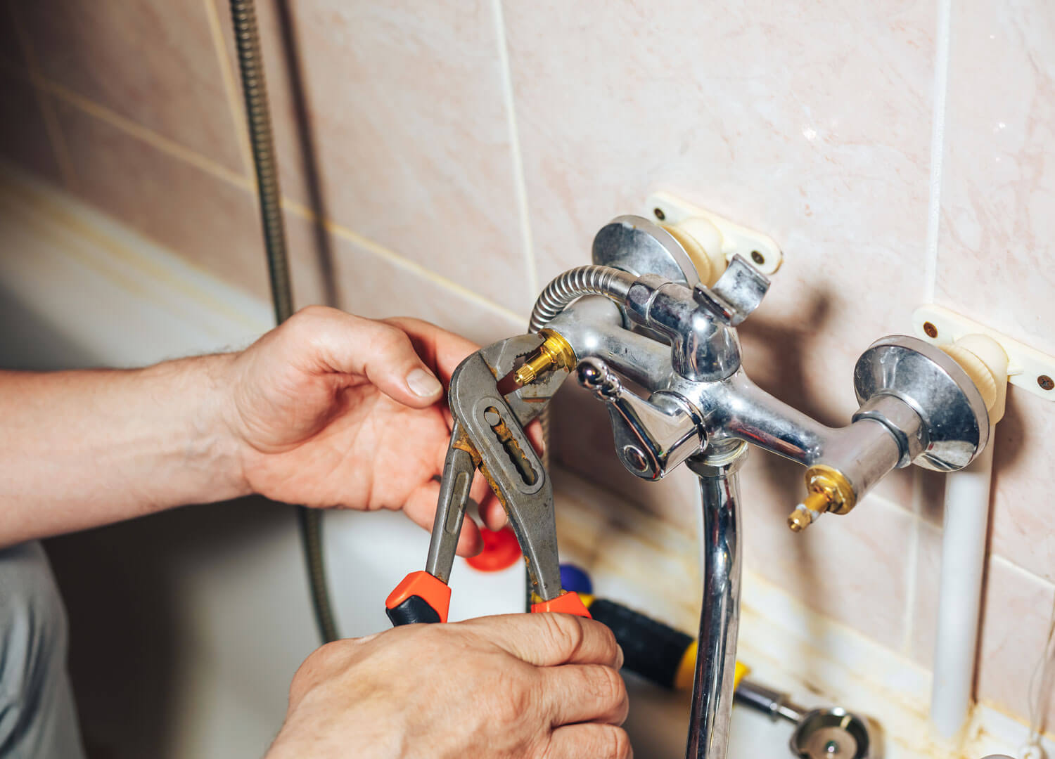 plumbing-and-plumbers